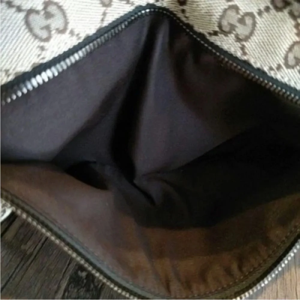 Gucci Beige and Brown Belt Bag - Picture 4 of 10